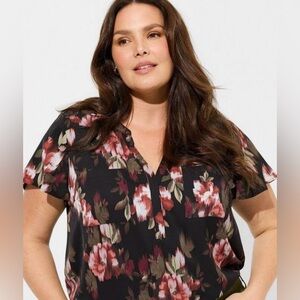 EUC Torrid Harper Studio Floral Crepe de Chine Flutter Sleeve Blouse Siz…